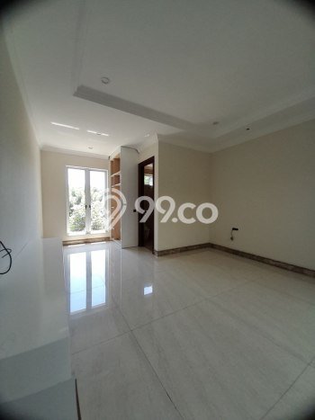 Dijual Rumah Premium dengan Fasilitas Sekitar Komplit di Wiyung, Surabaya Dijual Rumah Premium dengan Fasilitas Sekitar Komplit di Wiyung, Surabaya
