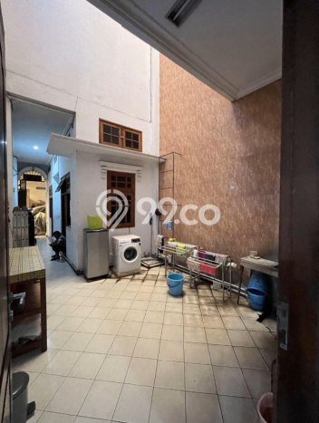 Siap Huni Hunian Elit 8 Kamar di Gubeng Dekat ke Mana Pun Siap Huni Hunian Elit 8 Kamar di Gubeng Dekat ke Mana Pun