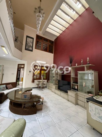 Disewakan Hunian Konsep Minimalis di Dukuh Pakis Surabaya dengan 4 Kamar Disewakan Hunian Konsep Minimalis di Dukuh Pakis Surabaya dengan 4 Kamar