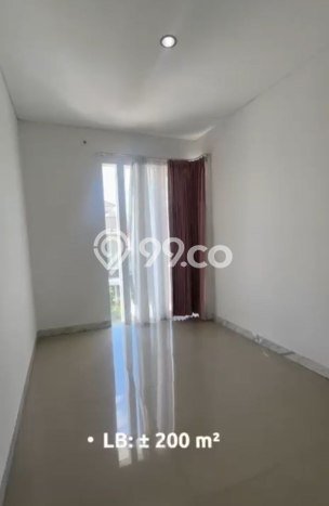 Rumah LT 128m2m² Dekat dengan Akses Transportasi, Surabaya - Lokasi Strategis Rumah LT 128m2m² Dekat dengan Akses Transportasi, Surabaya - Lokasi Strategis