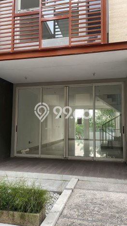 Jual Segera Rumah 4 KT 4 KM di Kawasan Bisnis Lakarsantri, Surabaya Jual Segera Rumah 4 KT 4 KM di Kawasan Bisnis Lakarsantri, Surabaya