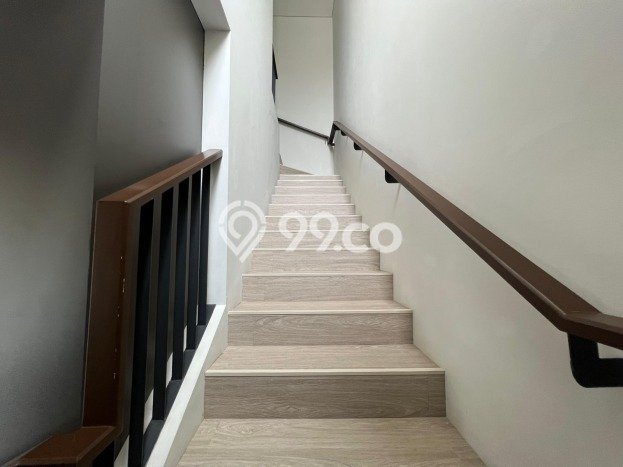 Ready to Use! Premium House LT 105m2 Desain Modern di Bintaro Ready to Use! Premium House LT 105m2 Desain Modern di Bintaro