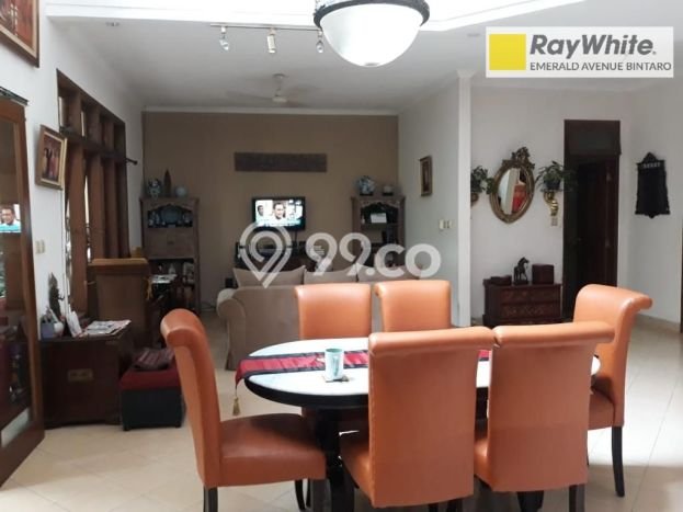 Hunian Mewah LB 164m2 Siap Huni Desain Elegan di Bintaro, Tangerang Selatan Hunian Mewah LB 164m2 Siap Huni Desain Elegan di Bintaro, Tangerang Selatan