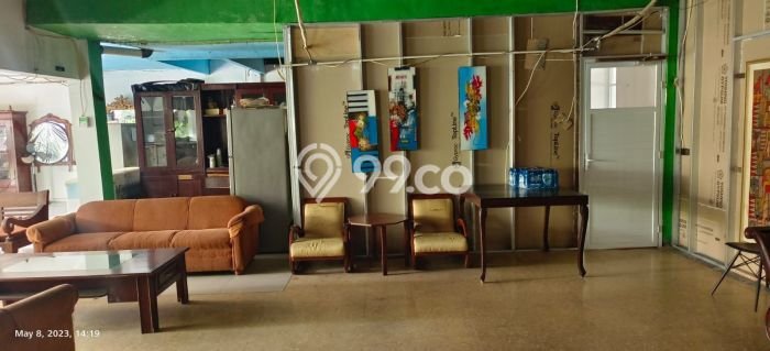 Unit Komersial Dijual di Jakarta Pusat LT 687m2 & LB 289m2 Unit Komersial Dijual di Jakarta Pusat LT 687m2 & LB 289m2
