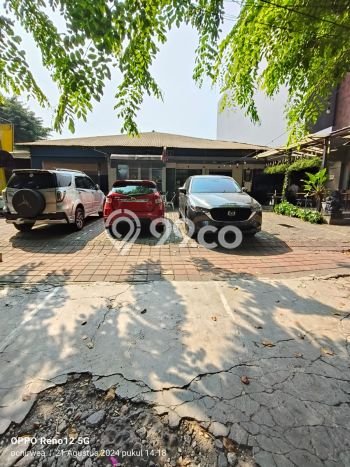 Unit Komersial Dijual di Jakarta Pusat LT 687m2 & LB 289m2 Unit Komersial Dijual di Jakarta Pusat LT 687m2 & LB 289m2