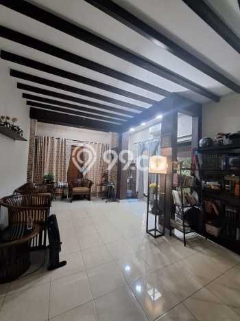 Jual Rumah Mewah Megah Dengan View Eksklusif di Bintaro, Tangerang Selatan Jual Rumah Mewah Megah Dengan View Eksklusif di Bintaro, Tangerang Selatan