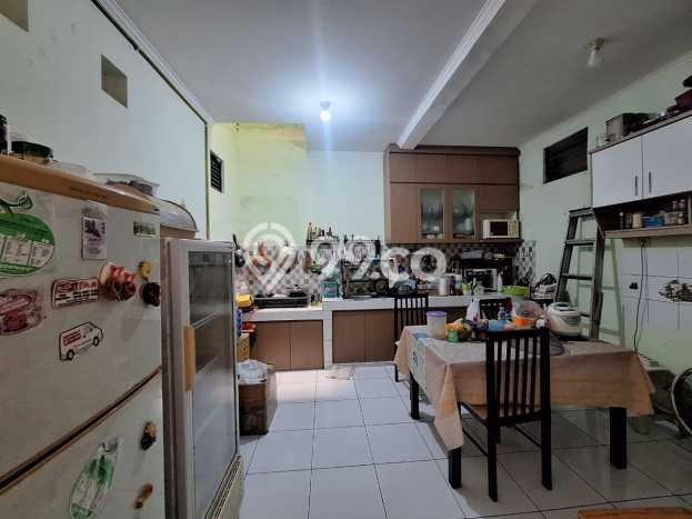 Rumah Modern Cantik 3 KT Siap Huni di Serpong Utara Rumah Modern Cantik 3 KT Siap Huni di Serpong Utara
