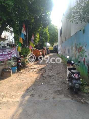 Jarang Ada! Tanah di Kebayoran Lama Punya Luas 1318m2 - Jarang Ada! Tanah di Kebayoran Lama Punya Luas 1318m2 -