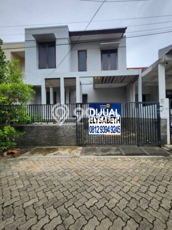 Siap Huni Rumah Mewah 3 Kamar di Kelapa Gading Dekat ke Mana Saja Siap Huni Rumah Mewah 3 Kamar di Kelapa Gading Dekat ke Mana Saja
