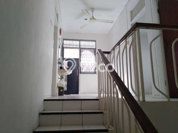 Lokasi strategis! Rumah siap huni dikontrakkan di Kelapa Gading LB 270m2 Lokasi strategis! Rumah siap huni dikontrakkan di Kelapa Gading LB 270m2