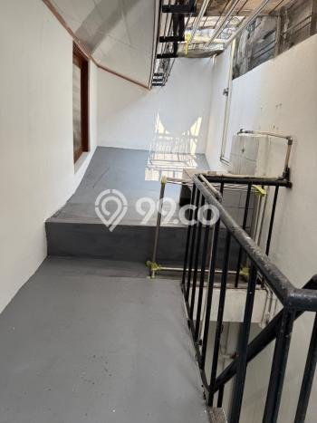 Hunian Cantik Modern Lb 99m2 di Kelapa Gading, Jakarta Utara Hunian Cantik Modern Lb 99m2 di Kelapa Gading, Jakarta Utara