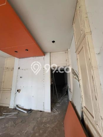 Disewakan Ruko komersial di Kelapa Gading luas bangunan 300m2 Disewakan Ruko komersial di Kelapa Gading luas bangunan 300m2