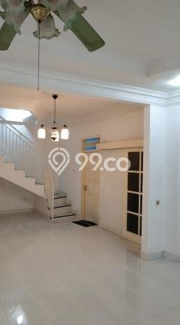 Dijual Rumah 6 Kamar Lokasi Strategis Nyaman dan Strategis di Kelapa Gading Dijual Rumah 6 Kamar Lokasi Strategis Nyaman dan Strategis di Kelapa Gading