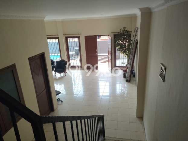 Rumah Cantik Siap Huni Di Kelapa Gading Luas 300m2 Aman Rumah Cantik Siap Huni Di Kelapa Gading Luas 300m2 Aman