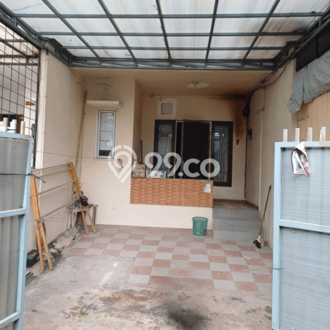 Rumah Luas Asri 2 KT Siap Pakai di Pegangsaan Jakarta Utara Rumah Luas Asri 2 KT Siap Pakai di Pegangsaan Jakarta Utara