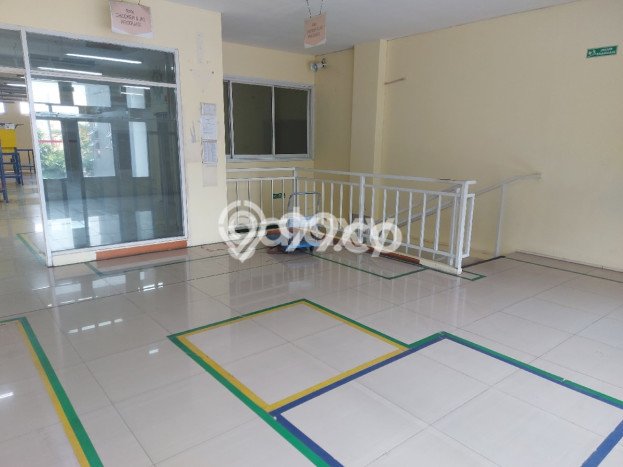 LOKASI PREMIUM! Kantor Kawasan Cakung, Luas 531m², Akses Utama LOKASI PREMIUM! Kantor Kawasan Cakung, Luas 531m², Akses Utama