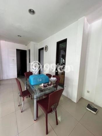 Dijual Cepat Rumah Bagus Siap Huni LB 200m2 di Sukolilo, Surabaya Dijual Cepat Rumah Bagus Siap Huni LB 200m2 di Sukolilo, Surabaya