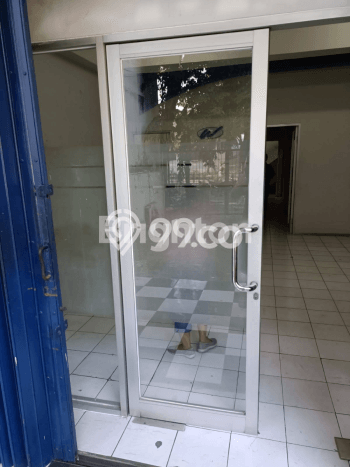 Unit Ruko Disewa Lokasi Sawahan, Surabaya Spesifikasi Luas Bangunan 240m2 Unit Ruko Disewa Lokasi Sawahan, Surabaya Spesifikasi Luas Bangunan 240m2