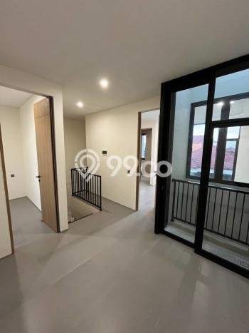 Hunian Cantik Minimalis Lb 125m2 di Sukolilo, Surabaya Hunian Cantik Minimalis Lb 125m2 di Sukolilo, Surabaya