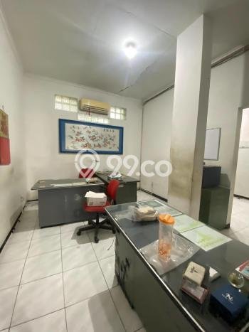 Disewakan Rumah Konsep Modern di Genteng Surabaya dengan 4 KT Disewakan Rumah Konsep Modern di Genteng Surabaya dengan 4 KT