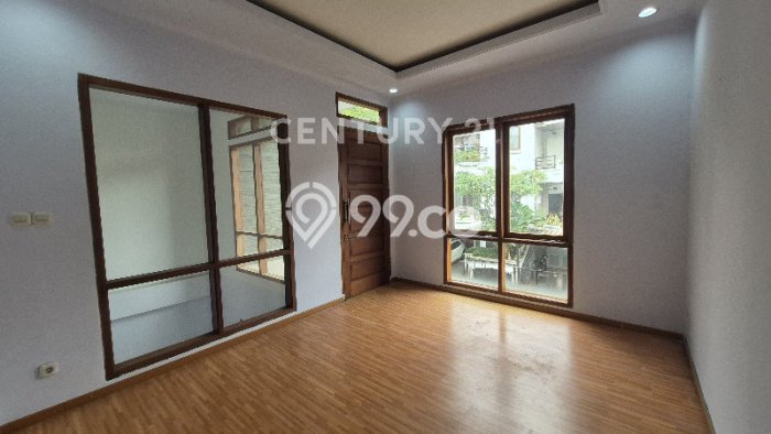 Jarang Ada! Rumah Sewa 3 Kamar Nyaman Siap Huni Setra Duta Jarang Ada! Rumah Sewa 3 Kamar Nyaman Siap Huni Setra Duta