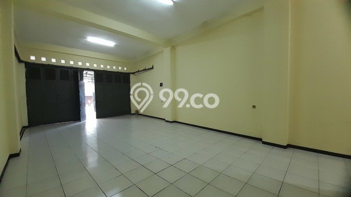 Ruko Disewa di Lengkong, Bandung, LT 180m2 / LB 350m2 Ruko Disewa di Lengkong, Bandung, LT 180m2 / LB 350m2