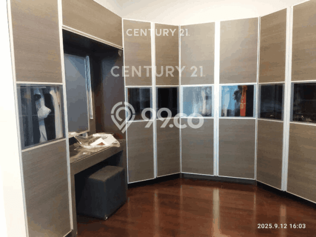 Rumah Luxury Modern Tanpa Renovasi di Setra Indah Bandung Rumah Luxury Modern Tanpa Renovasi di Setra Indah Bandung