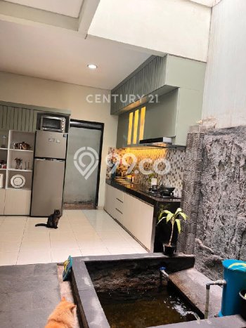 For Sale Rumah 4 Kamar Lokasi Strategis Nyaman dan Strategis di Batununggal For Sale Rumah 4 Kamar Lokasi Strategis Nyaman dan Strategis di Batununggal
