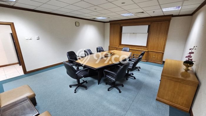 Unit Kantor Disewakan di Kuningan di Area Ramai & Strategis Unit Kantor Disewakan di Kuningan di Area Ramai & Strategis