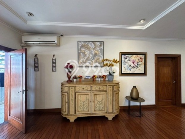 Dijual Rumah Luas Megah Dengan View Cantik di Kemang, Jakarta Selatan Dijual Rumah Luas Megah Dengan View Cantik di Kemang, Jakarta Selatan