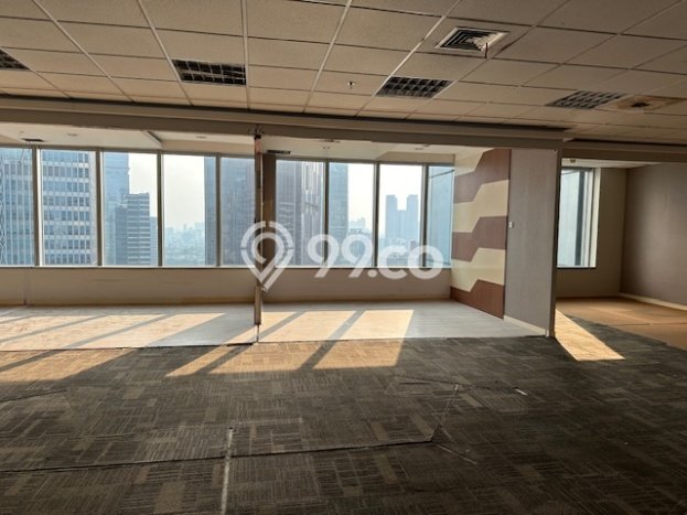 Kantor Disewa di Jakarta Selatan dengan LB 373m2 Area Komersial Ramai Kantor Disewa di Jakarta Selatan dengan LB 373m2 Area Komersial Ramai