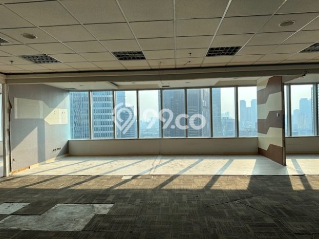 Kantor Disewa di Jakarta Selatan dengan LB 373m2 Area Komersial Ramai Kantor Disewa di Jakarta Selatan dengan LB 373m2 Area Komersial Ramai