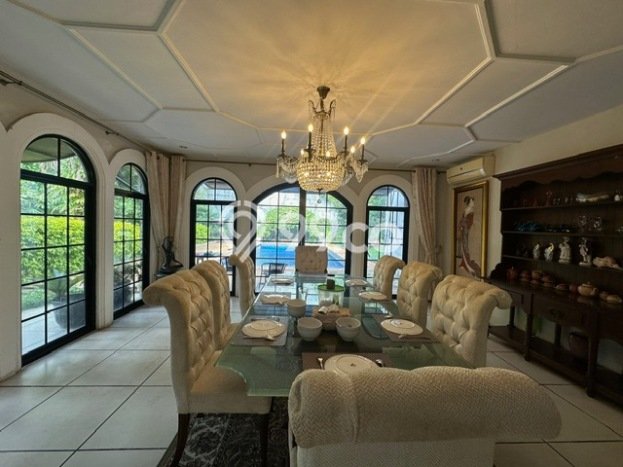 Dijual Rumah Luas Megah Dengan View Cantik di Kemang, Jakarta Selatan Dijual Rumah Luas Megah Dengan View Cantik di Kemang, Jakarta Selatan
