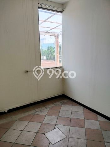 Ruko Gandeng 4 Lantai 11x20 Cocok Untuk Kantor, Usaha, Lokasi Strategis Terletak Di Komplek Ruko Pondok Indah Jakarta Selatan Ruko Gandeng 4 Lantai 11x20 Cocok Untuk Kantor, Usaha, Lokasi Strategis Terletak Di Komplek Ruko Pondok Indah Jakarta Selatan