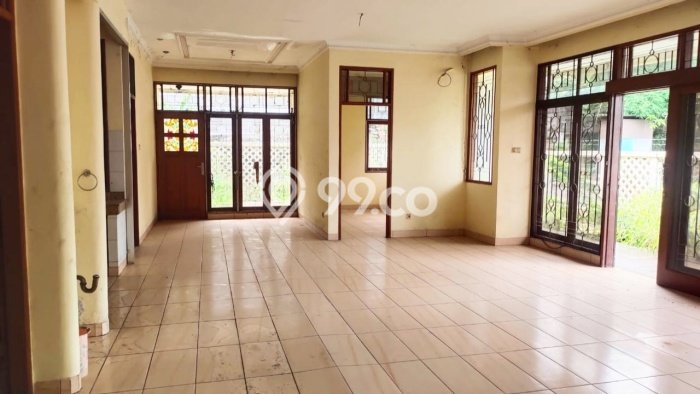 Rumah Murah di Bawah NJOP Sudah SHM Terletak di Kebon Jeruk Intercon Jakarta Barat Rumah Murah di Bawah NJOP Sudah SHM Terletak di Kebon Jeruk Intercon Jakarta Barat