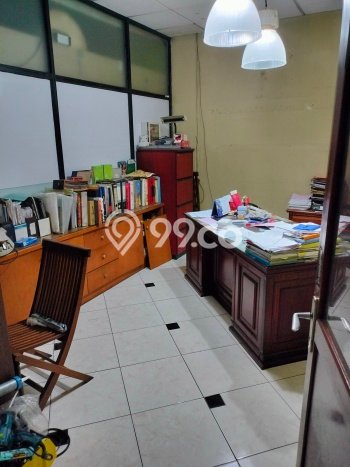 Ruko Gandeng Strategis di Jalan Fatmawati Ruko Gandeng Strategis di Jalan Fatmawati