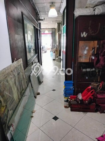 Ruko Gandeng Strategis di Jalan Fatmawati Ruko Gandeng Strategis di Jalan Fatmawati