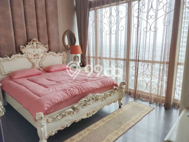 Apartemen St. Moritz Brand New 3BR 3 Unit Jadi 1 Full Furnished Design Orange Elegant Apartemen St. Moritz Brand New 3BR 3 Unit Jadi 1 Full Furnished Design Orange Elegant