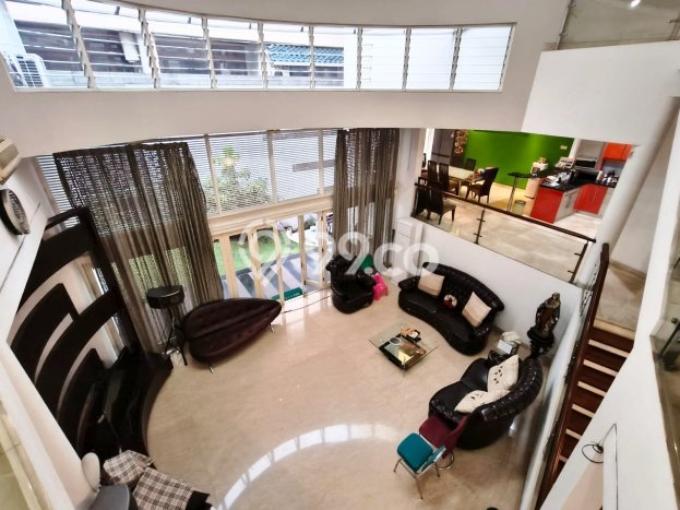 Rumah Mewah Full Furnished Siap Huni Sudah Shm Ada Taman Di Belakang Terletak Di Perumahan Jalan Wijaya Kebayoran Baru Jakarta Selatan Rumah Mewah Full Furnished Siap Huni Sudah Shm Ada Taman Di Belakang Terletak Di Perumahan Jalan Wijaya Kebayoran Baru Jakarta Selatan