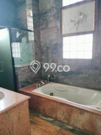 Rumah Furnished 25x48 Cocok Untuk Tempat Tinggal, Kantor, Tempat Usaha Terletak Di Kebon Jeruk Raya Rumah Furnished 25x48 Cocok Untuk Tempat Tinggal, Kantor, Tempat Usaha Terletak Di Kebon Jeruk Raya
