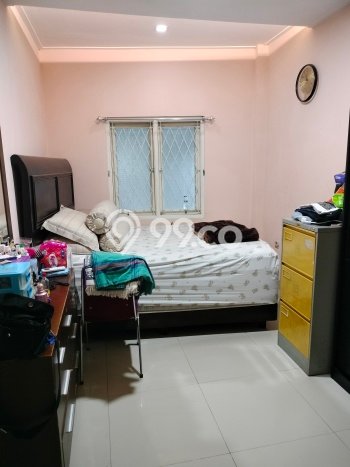 Rumah Luxury Modern Siap Huni di Puri Indah Jakarta Barat Rumah Luxury Modern Siap Huni di Puri Indah Jakarta Barat