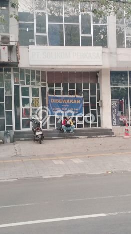 Rumah Furnished 25x48 Cocok Untuk Tempat Tinggal, Kantor, Tempat Usaha Terletak Di Kebon Jeruk Raya Rumah Furnished 25x48 Cocok Untuk Tempat Tinggal, Kantor, Tempat Usaha Terletak Di Kebon Jeruk Raya