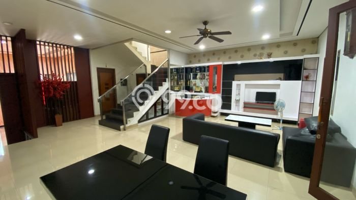 Rumah Elit LB 450m2 Siap Pakai Desain Elegan di Pantai Indah Kapuk, Jakarta Utara Rumah Elit LB 450m2 Siap Pakai Desain Elegan di Pantai Indah Kapuk, Jakarta Utara