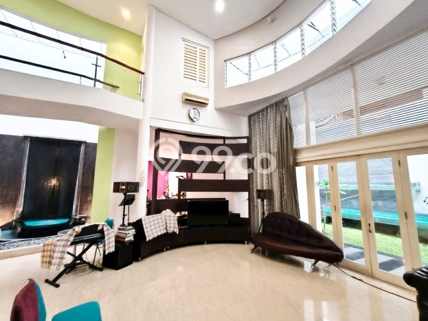 Rumah Mewah Full Furnished Siap Huni Sudah Shm Ada Taman Di Belakang Terletak Di Perumahan Jalan Wijaya Kebayoran Baru Jakarta Selatan Rumah Mewah Full Furnished Siap Huni Sudah Shm Ada Taman Di Belakang Terletak Di Perumahan Jalan Wijaya Kebayoran Baru Jakarta Selatan