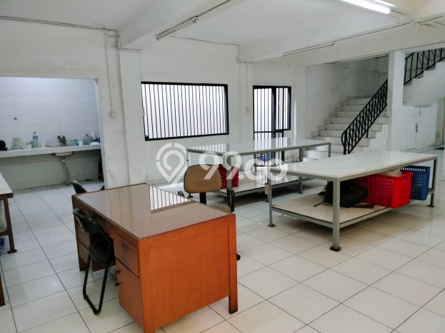 Rumah Elit LB 1350m2 Siap Huni Desain Elegan di Gajah Mada, Jakarta Pusat Rumah Elit LB 1350m2 Siap Huni Desain Elegan di Gajah Mada, Jakarta Pusat