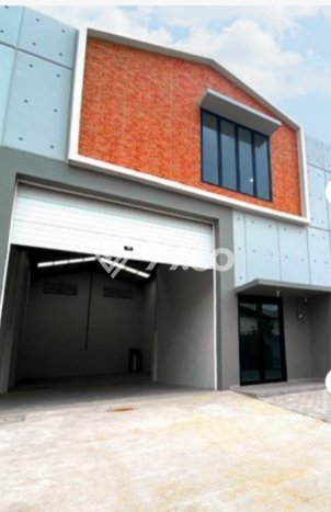 Gudang Luas Posisi Hook Ada Kantor 2 Lantai Akses Container 40 Feet Terletak di Daan Mogot Tangerang Gudang Luas Posisi Hook Ada Kantor 2 Lantai Akses Container 40 Feet Terletak di Daan Mogot Tangerang