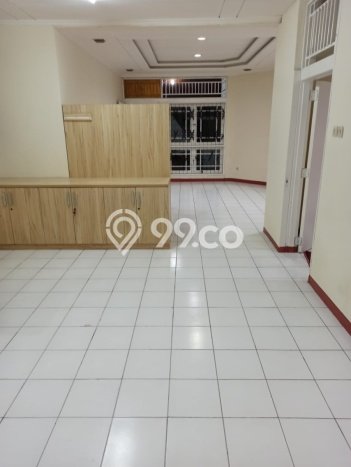 Rumah Luas Dan Rapi Terletak Di Perumahan Yang Tenang Dan Nyaman Di Tomang Jakarta Barat Rumah Luas Dan Rapi Terletak Di Perumahan Yang Tenang Dan Nyaman Di Tomang Jakarta Barat