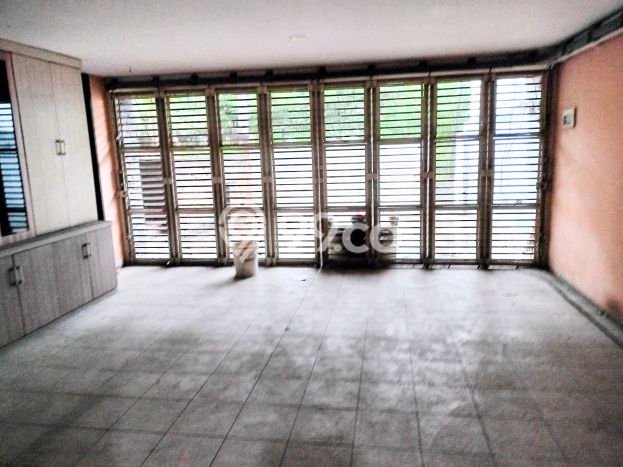 Rumah 2 Lantai Ada Mezanine Dan Basement Semi Furnished View Alam Di Perumahan Asri Citra Garden 6 Cengkareng Rumah 2 Lantai Ada Mezanine Dan Basement Semi Furnished View Alam Di Perumahan Asri Citra Garden 6 Cengkareng