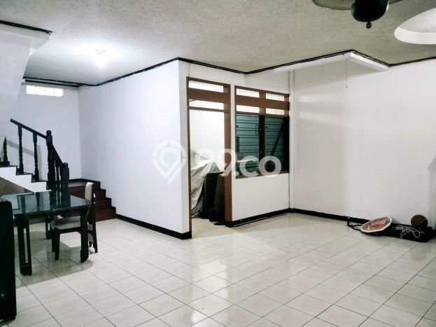 Jual Rumah Mewah Megah Dengan View Cantik di Pondok Kelapa, Jakarta Timur Jual Rumah Mewah Megah Dengan View Cantik di Pondok Kelapa, Jakarta Timur