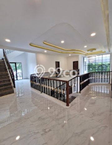 Rumah Mewah Brand New Bentuk Ngantong Ada Multi Function Room Lokasi Strategis Di Jalan Besar Tomang Rumah Mewah Brand New Bentuk Ngantong Ada Multi Function Room Lokasi Strategis Di Jalan Besar Tomang